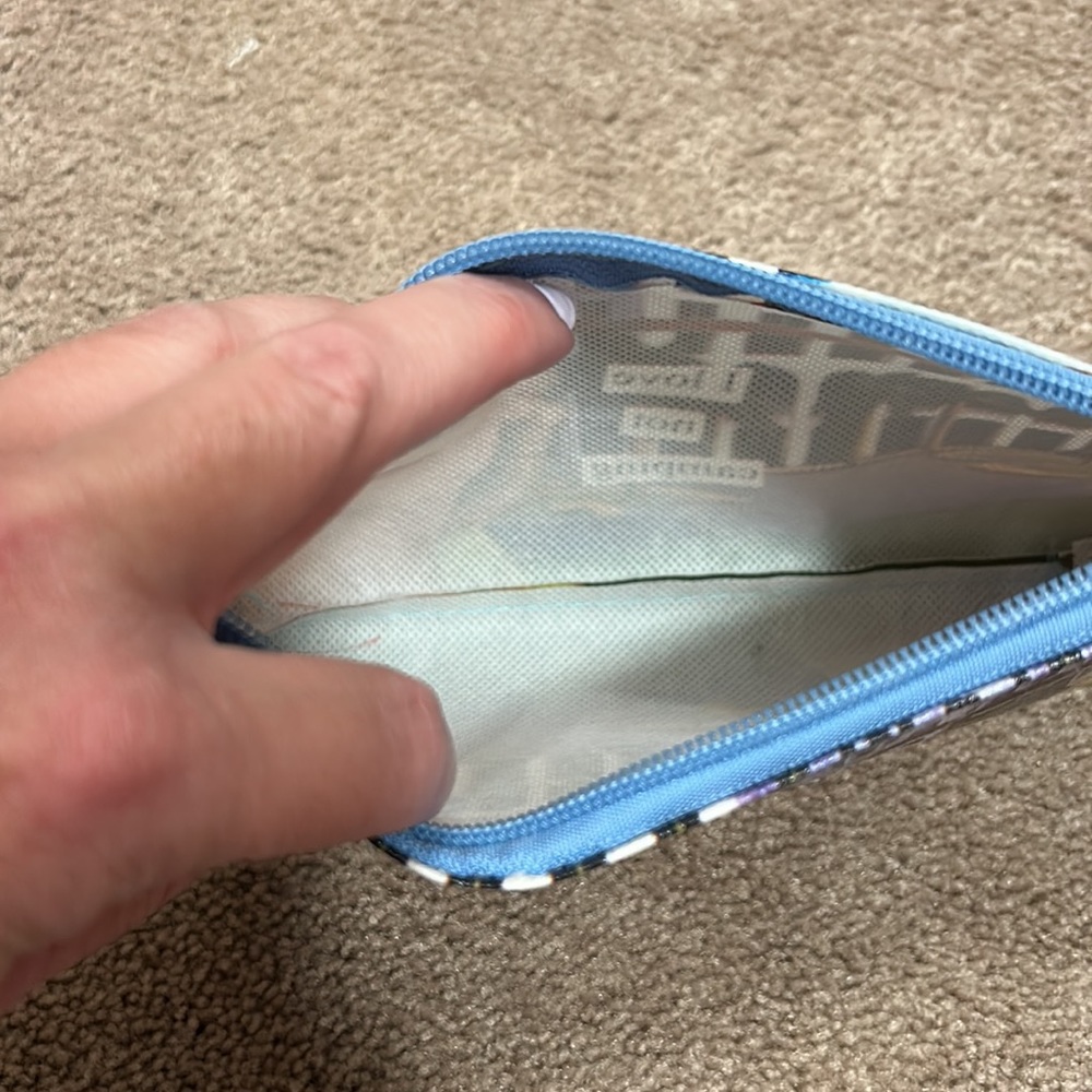 Women’s travel pouch - Picture 3 of 3